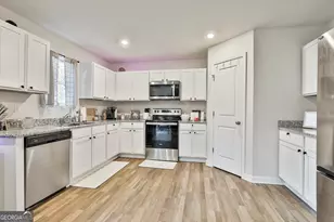 234 R L Parker Dr, Luthersville, GA 30251 - Photo 11