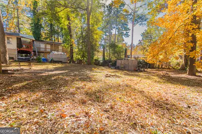 761 Robert E Lee Parkway, Jonesboro, GA 30238 - Photo 23