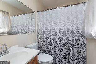 761 Robert E Lee Pkwy, Jonesboro, GA 30238 - Photo 21