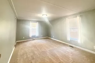 579 Barnesville Rd, Griffin, GA 30224 - Photo 15