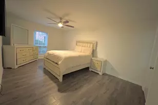 6851 Roswell Rd, Sandy Springs, GA 30328 - Photo 13