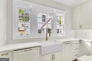 317 E 45th St, Savannah, GA 31405 - Photo 29