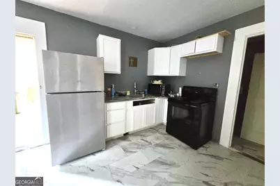 947 Troupe Street #B, Macon, GA 31206 - Photo 3