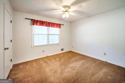 1538 Spring Valley Circle, Griffin, GA 30223 - Photo 13