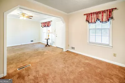 1538 Spring Valley Circle, Griffin, GA 30223 - Photo 5