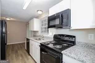 5356 Olde St, Stone Mountain, GA 30088 - Photo 5