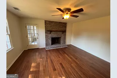 311 Fairmont Drive, Dublin, GA 31021 - Photo 9