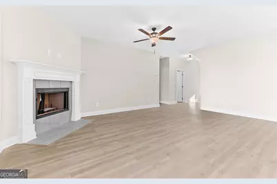 310 Air View Drive, Warner Robins, GA 31093 - Photo 15