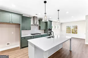 310 Airview Dr, Warner Robins, GA 31093 - Photo 21