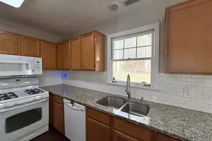 45 Northfield Dr, Newnan, GA 30265 - Photo 11