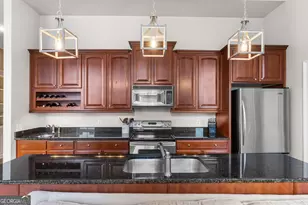 101 Barnard St, Savannah, GA 31401 - Photo 7