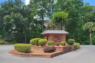 208 Cypress Lake Dr, Bloomingdale, GA 31302 - Photo 3