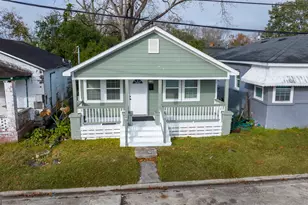 219 Eagle St, Savannah, GA 31415 - Photo 1