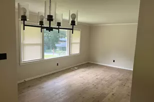 784 Spring Valley Dr, Forest Park, GA 30297 - Photo 5