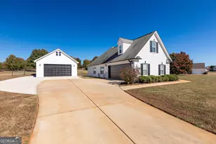 264 Brown Station Dr, Williamson, GA 30292 - Photo 9