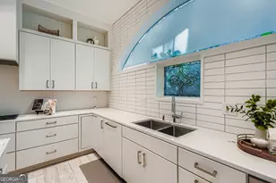 2246 Virginia Pl NE, Atlanta, GA 30305 - Photo 15