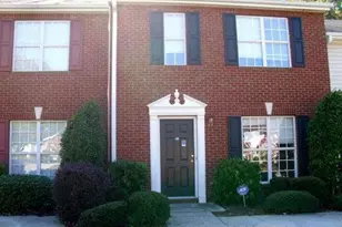 1364 Hollenbeck Ln, Riverdale, GA 30296 - Photo 1