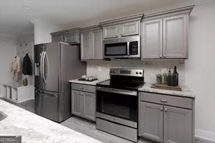 302 Creek Ridge Dr, Warner Robins, GA 31088 - Photo 7