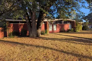 1200 Sharon Dr, Albany, GA 31707 - Photo 1