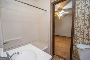 110 Canterbury Ln, Fayetteville, GA 30215 - Photo 13