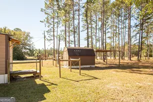 5627 Yellow Bluff Rd, Blackshear, GA 31516 - Photo 5