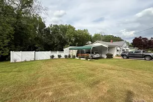 93 Arnall Blvd, Blakely, GA 39823 - Photo 3