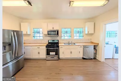 1541 North Avenue NW, Atlanta, GA 30318 - Photo 13