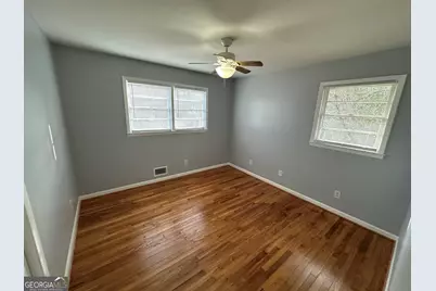 423 Center Circle SW, Conyers, GA 30094 - Photo 19