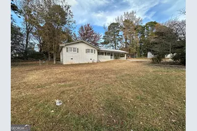 423 Center Circle SW, Conyers, GA 30094 - Photo 3