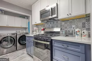 211 Summit North Dr NE, Atlanta, GA 30324 - Photo 17