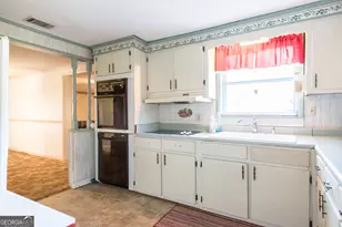 135 Morgan St, Waycross, GA 31501 - Photo 17