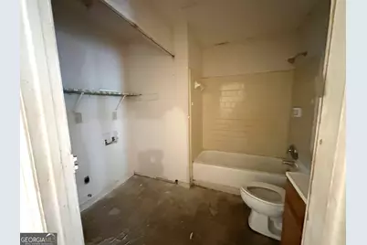 4561 Garden Hills Drive, Stone Mountain, GA 30083 - Photo 9