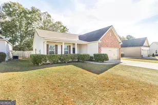 135 Abelia Ln, Byron, GA 31008 - Photo 5