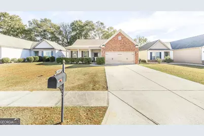 135 Abelia Lane, Byron, GA 31008 - Photo 3