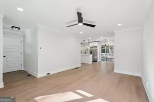 4 Mobley Dr SE, Atlanta, GA 30315 - Photo 7