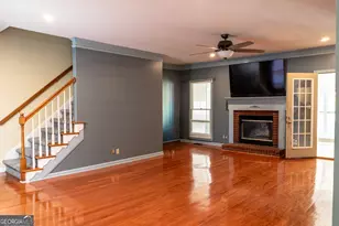 223 Village Dr, Lagrange, GA 30240 - Photo 11