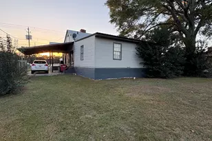 1110 College St, Eastman, GA 31023 - Photo 5