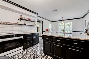 387 Sandhurst Dr, Richmond Hill, GA 31324 - Photo 15