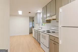 7064 Eunice Dr, Riverdale, GA 30274 - Photo 15