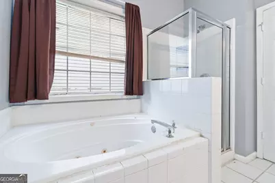 7525 Winderemere Park, Riverdale, GA 30274 - Photo 17