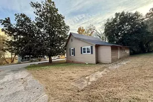 110 9th St, Trion, GA 30753 - Photo 3