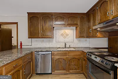 121 Oak Circle, Pine Mountain, GA 31822 - Photo 15