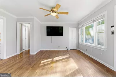 142 Woodbine Circle SE, Atlanta, GA 30317 - Photo 11