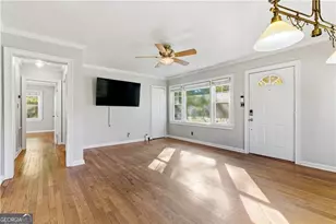 142 Woodbine Cir SE, Atlanta, GA 30317 - Photo 7