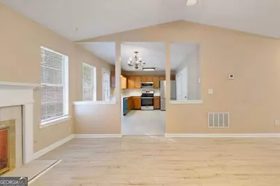 122 Lake Terrace, McDonough, GA 30253 - Photo 9