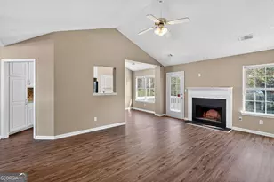 4842 Buchli Ln, Lithonia, GA 30038 - Photo 9