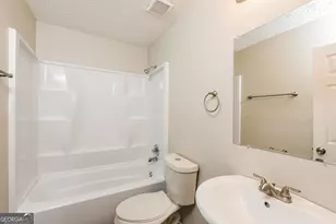 6258 Leverett Dr, Lithonia, GA 30038 - Photo 13