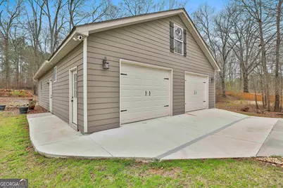 114 Austin Storey Circle, Newnan, GA 30263 - Photo 3