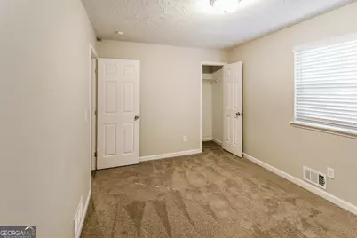 635 Lakeridge Circle, Conyers, GA 30094 - Photo 7