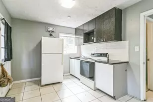 927 Slash Pine Rd, Forest Park, GA 30297 - Photo 19